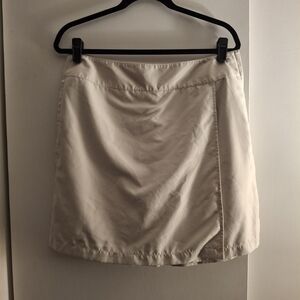 Liz Golf Women's Cream Colored Skort